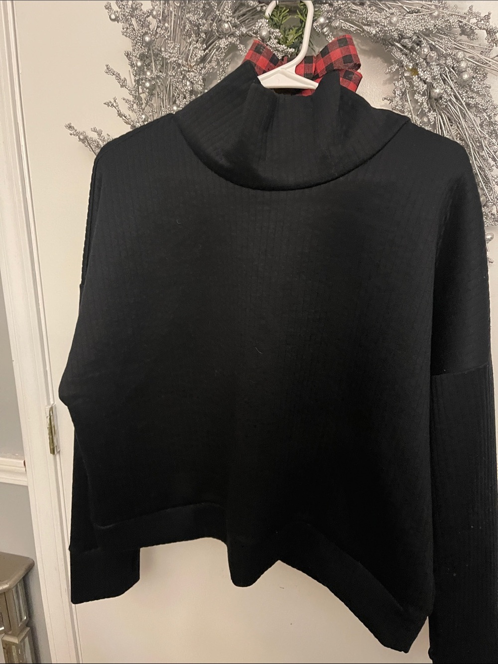 GAP Black Ribbed Turtleneck Boxy Sweater